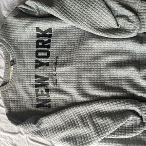 SHEIN Gray Ribbed Knit Pullover - Black Label Detail